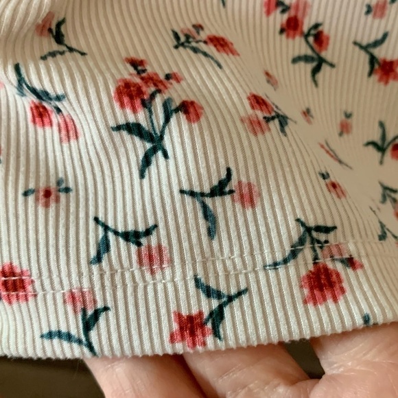 NO Boundaries Crew Ribbed Y2K Ditsy Floral Short Sleeve Top Sz M Juniors Cream - Picture 12 of 13